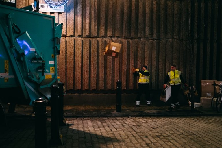 5 Benefits of Using Rubbish Removal Services in Sydney